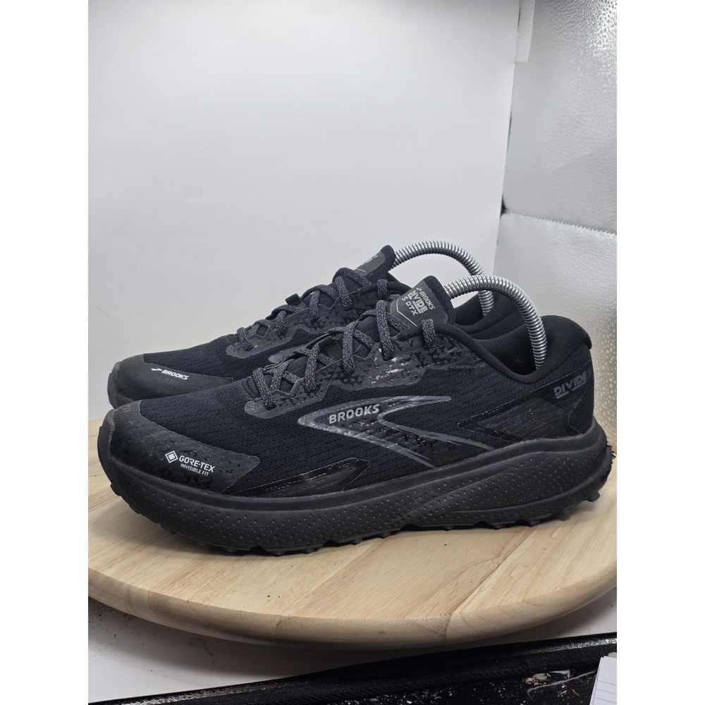 Men's Size 9  - Brooks Divide 5 Gore-Tex Trainer Black Alloy Grey 1104281D026
